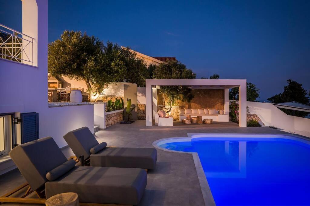 Lourdas White Villa 로우드하타 외부 사진