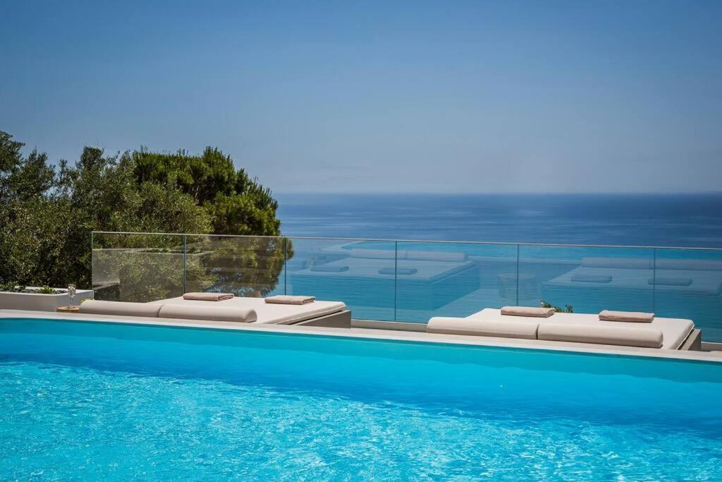 Lourdas White Villa 로우드하타 외부 사진